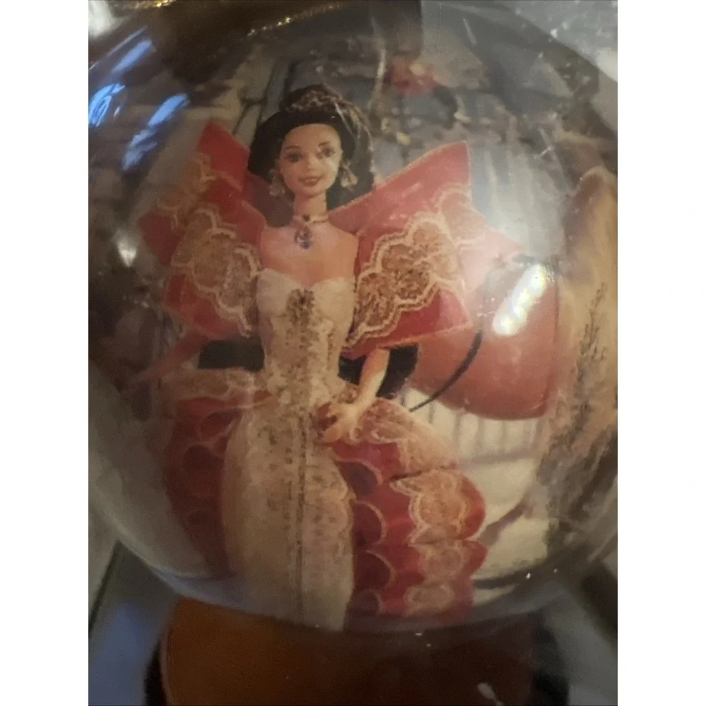 1997 Holiday Barbie 4